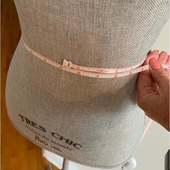 Lipsy London Dress - Picture 16 of 16